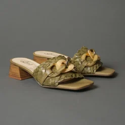 Quait 23425 Olive Hot