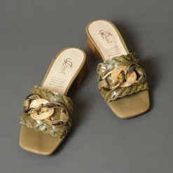 Quait 23425 Olive Hot