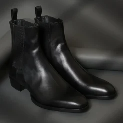 Conflict For Interest Beatles Black Fashion