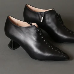 Bottega 23 B453 Black Flash Sale
