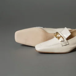 Conflict For Interest 727 Viola Beige Cheap