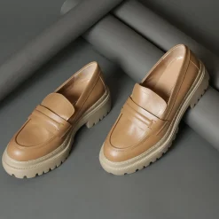 Conflict For Interest Dora 740 Beige Cheap