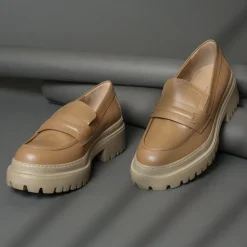 Conflict For Interest Dora 740 Beige Cheap