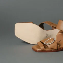 Beau Coops Gloria Brown Flash Sale