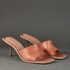 Mattia Capezzani W191 Peach Fashion